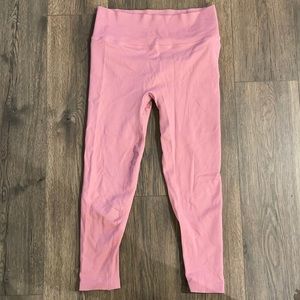 Victoria’s Secret Ribbed Pink Legging